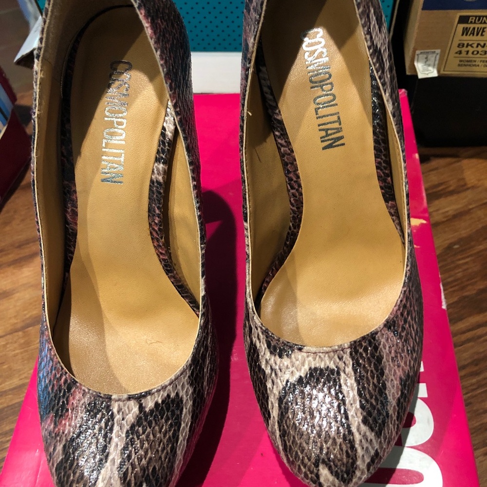 Cosmopolitan Jackie multi snake pumps